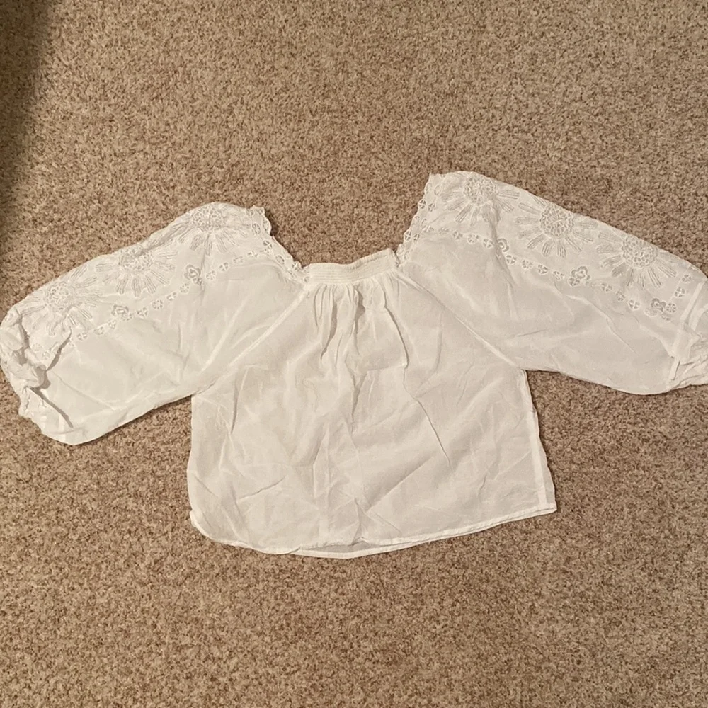 Anthropologie White Off-Shoulder Peasant Blouse